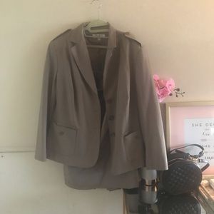 Plus size women’s suit